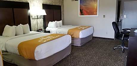 2 Queen Beds Pet Friendly Non-Smoking