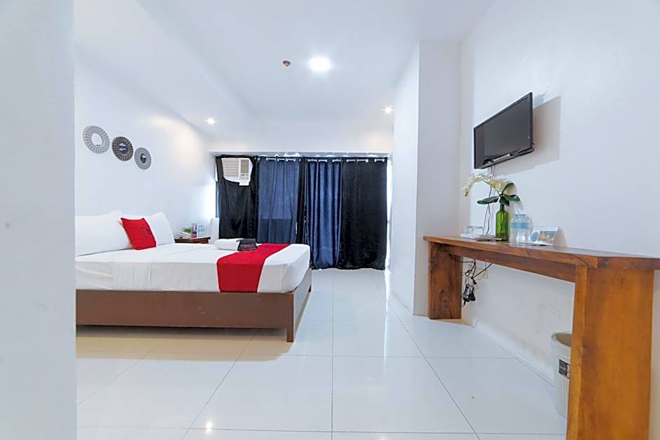 RedDoorz Plus @ San Roque Roxas City