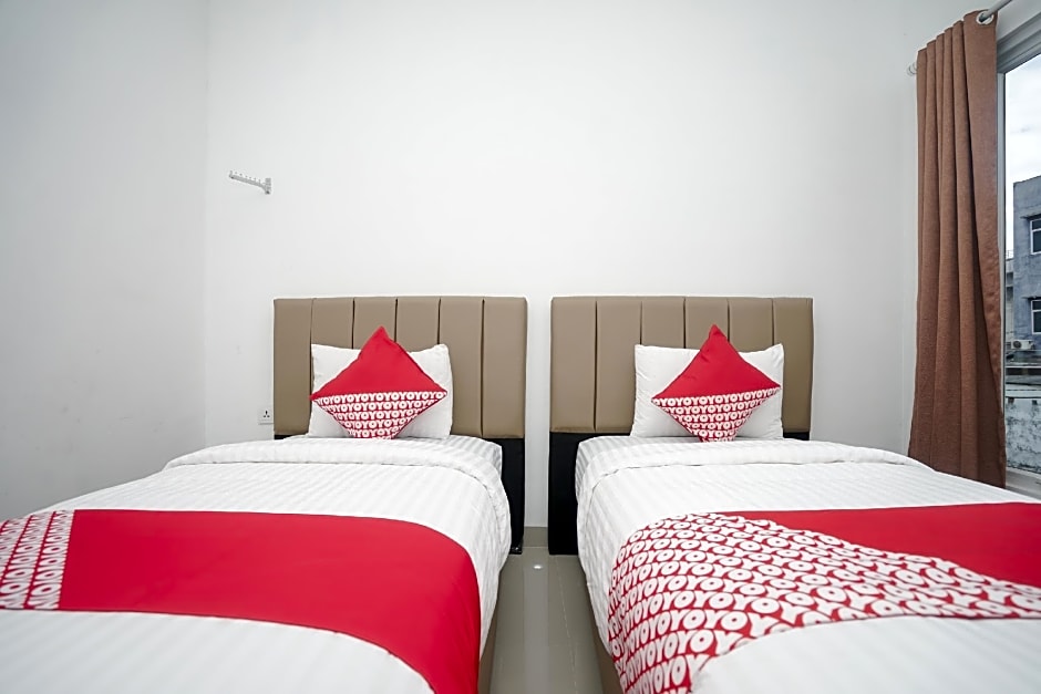 OYO 443 Hotel Barlian