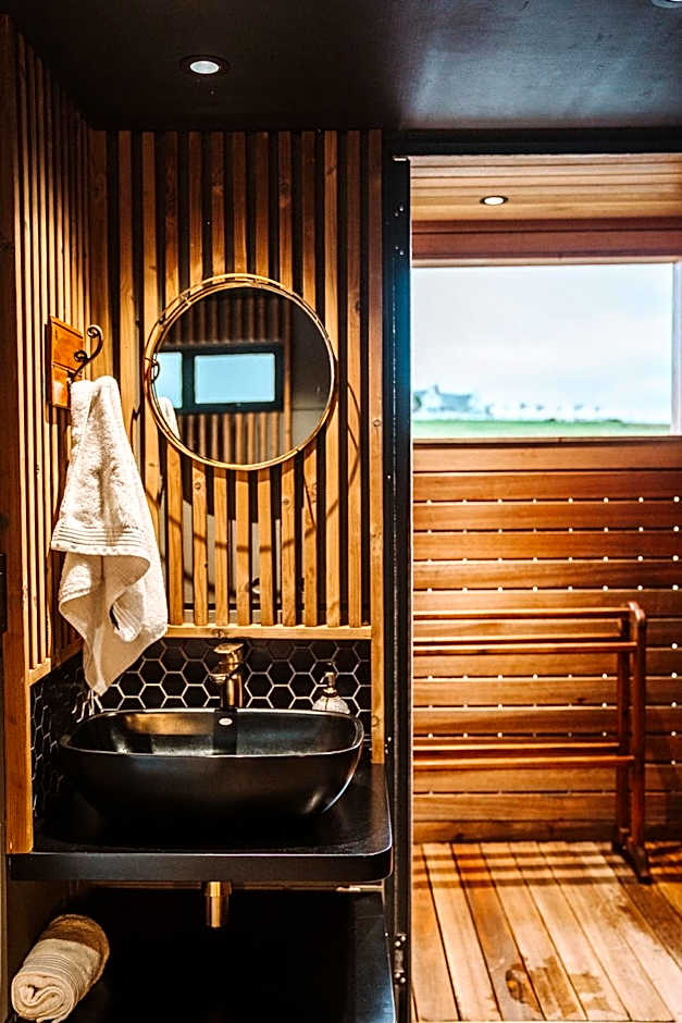 Buff & Fellow Eco Cabins