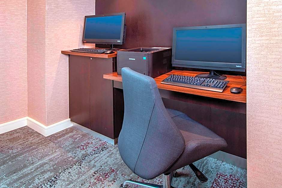 Courtyard by Marriott Gaithersburg Washingtonian Center