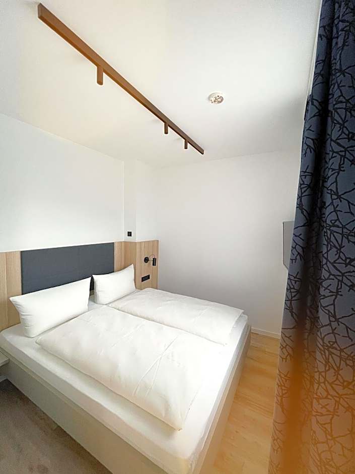 HOLI-Berlin Hotel
