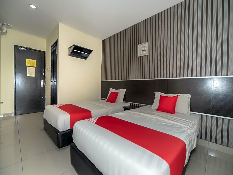 OYO 89965 Stay Inn Ii