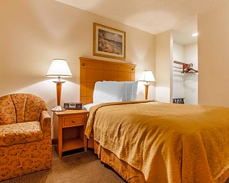 1 Double Bed, Smoking