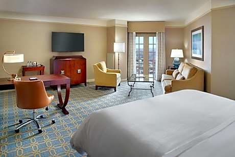 Junior Suite, 1 King, Sofa bed, Courtyard view