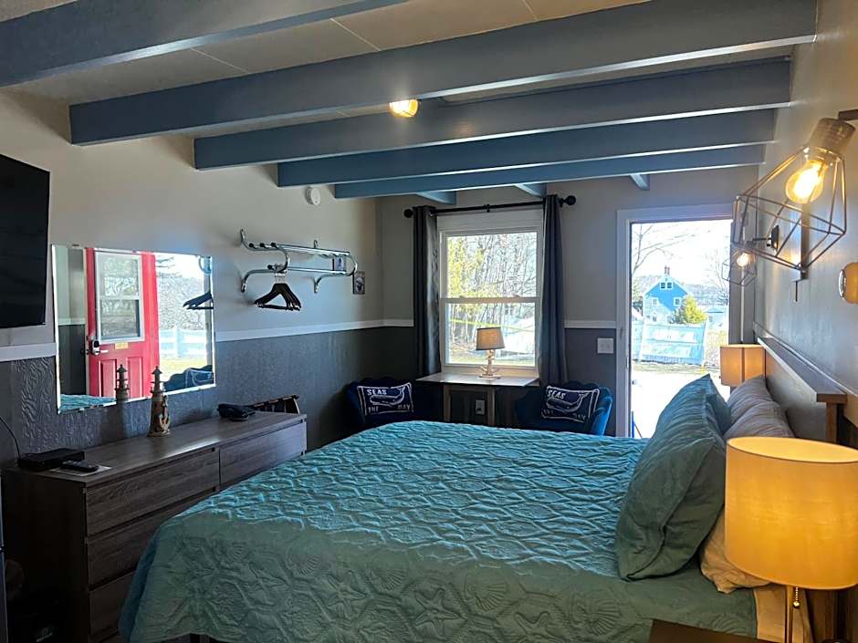 Claddagh Motel & Suites
