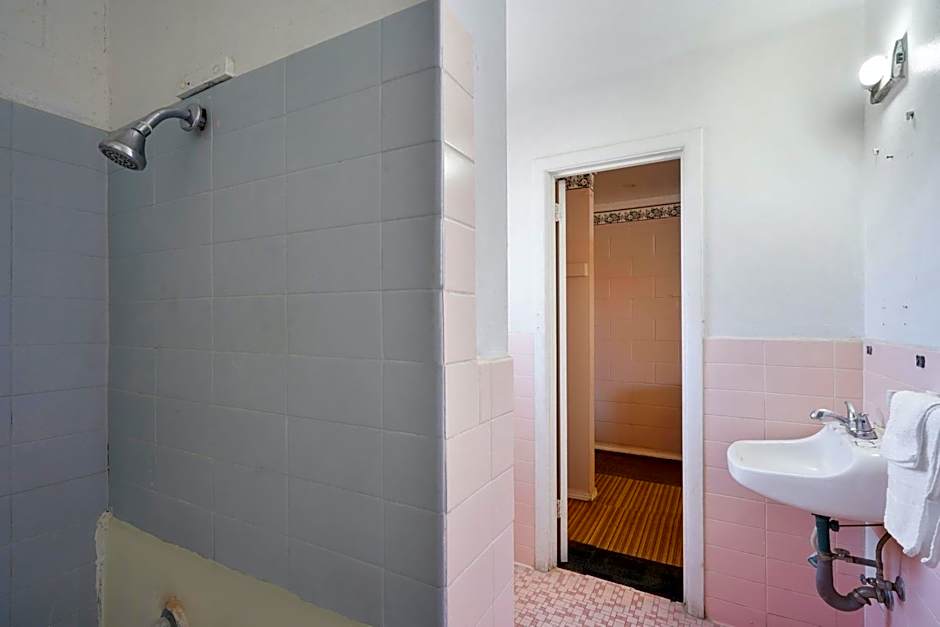 OYO Hotel Alpine TX near University