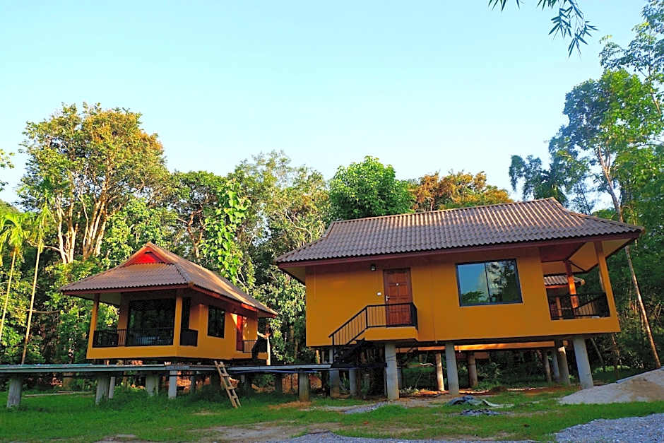 Art's Riverview Lodge