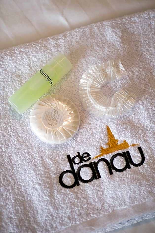 Dedanau Hotel