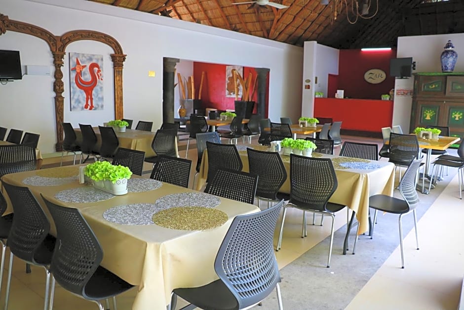 Zar Manzanillo