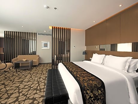 The Level Junior Suite