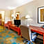 La Quinta Inn & Suites by Wyndham Albuquerque Journal Ctr Nw