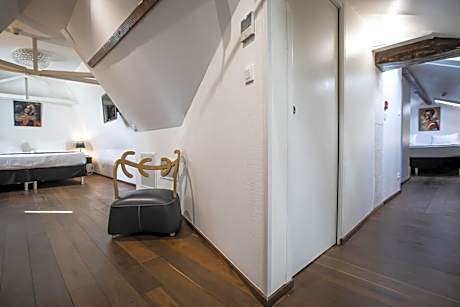 Family King Suite with Attic Bedroom - Non-Smoking