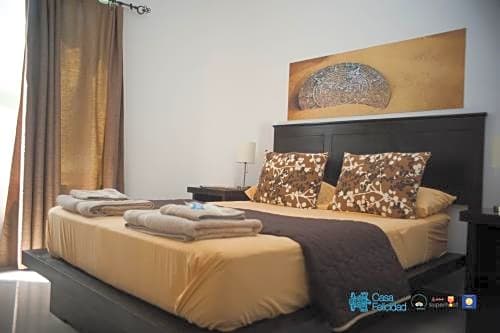Casa Felicidad B&B Room & Kitchen