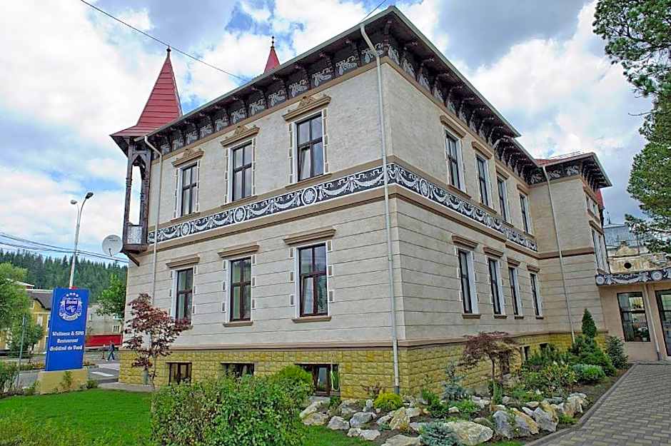 Hotel Carol - Vatra Dornei