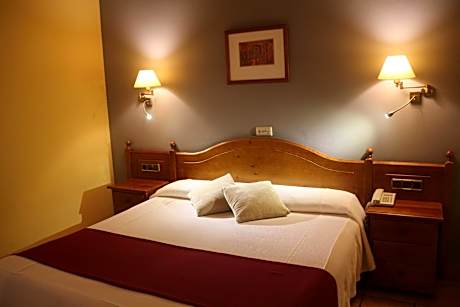 Double or Twin Room with View