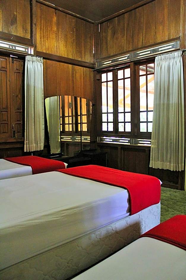 RedDoorz Hostel @ Dago 2