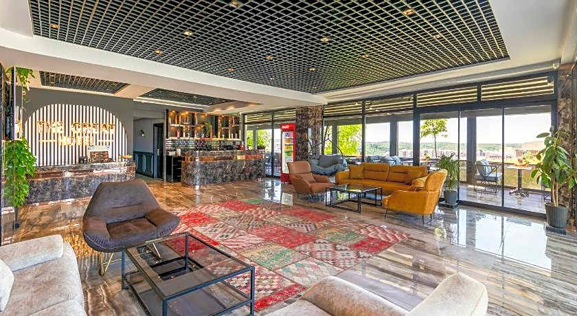 The Great Airport Hotel