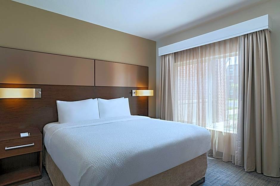 Residence Inn by Marriott Omaha Aksarben Village