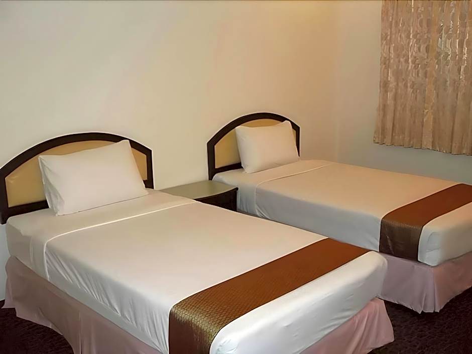 Merlin Grand Hotel