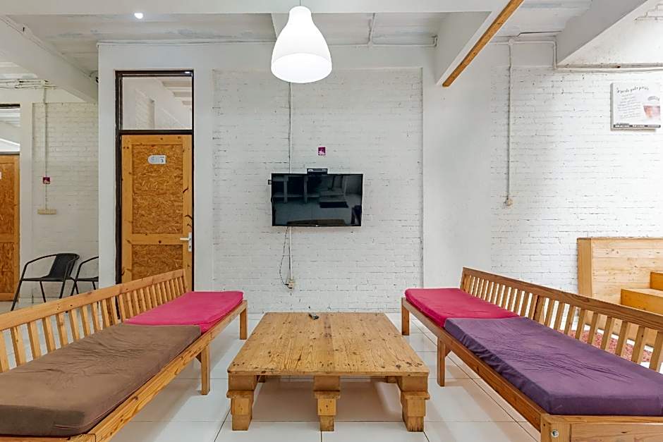 RedDoorz Syariah @ Eco Pesantren Daarut Tauhid