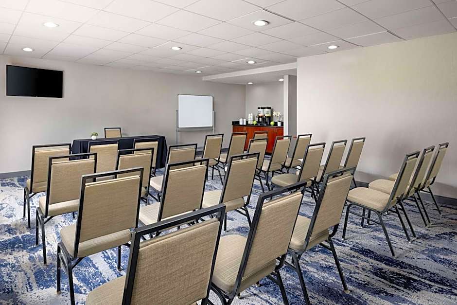 Hampton Inn Long Island/Islandia