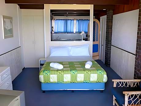 Standard suite family