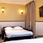 Hotel at Gare du Nord