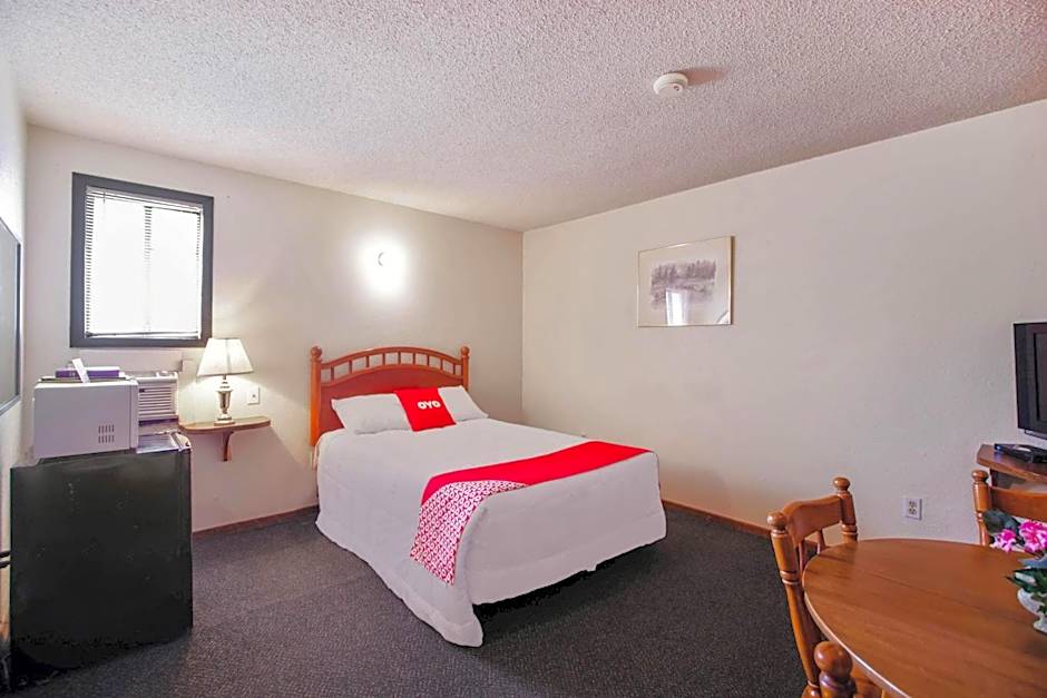 OYO Hotel Cheyenne Wells - US 40