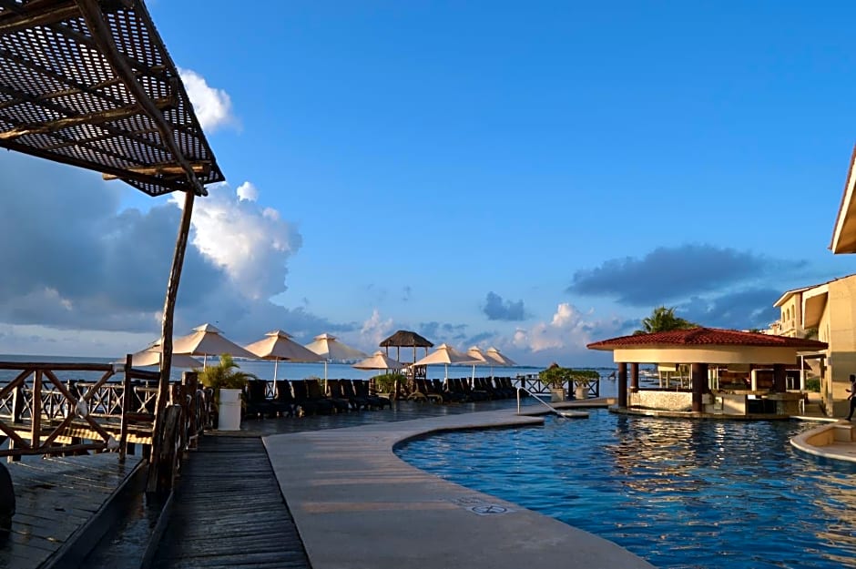 All Ritmo Cancun Resort & Water Park