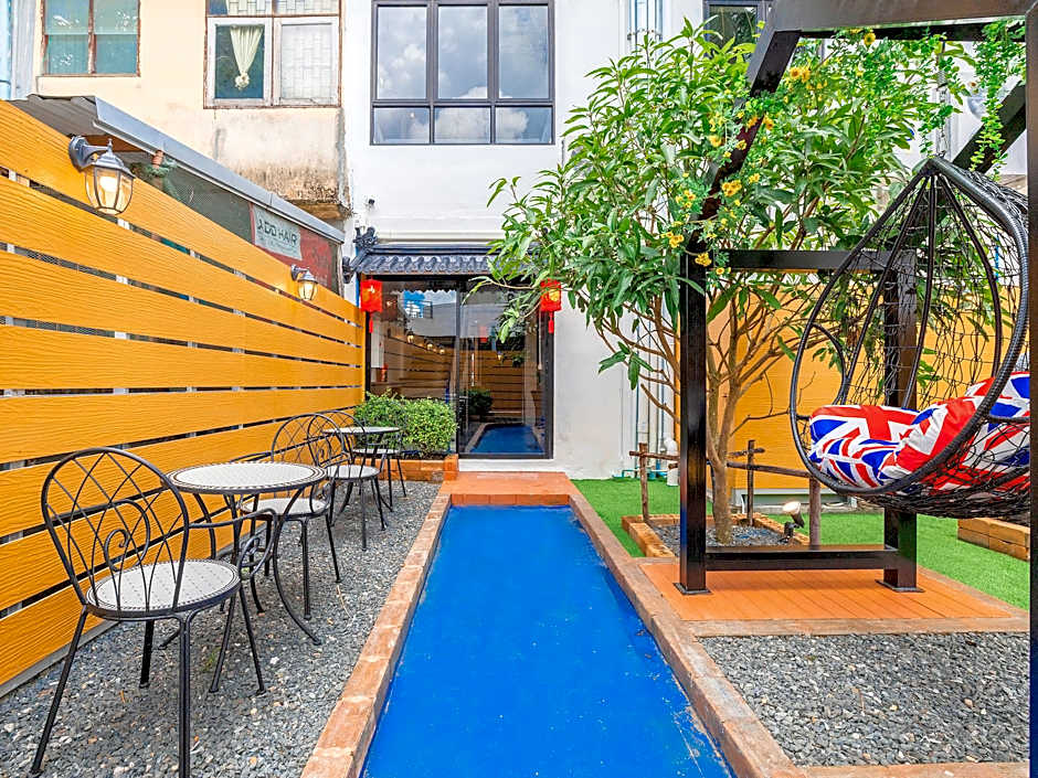 Marco Polo Phuket Poshtel & Bistro