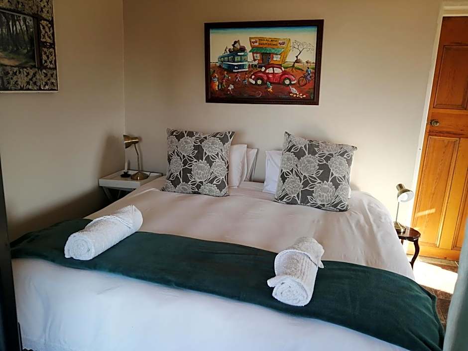 The Fat Mulberry Guest Farm