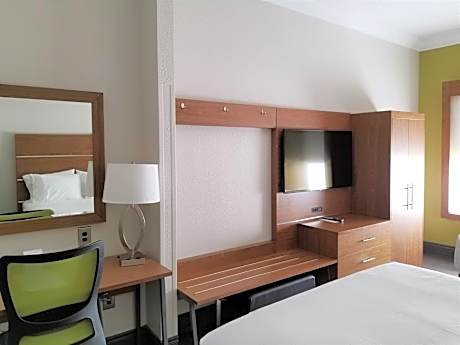 2 Bed Executive Non-Smoking