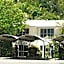 Mango Tree Holiday Apartments