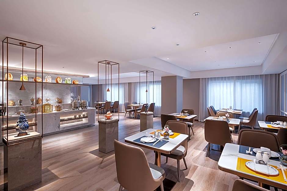 Sunworld Dynasty Hotel