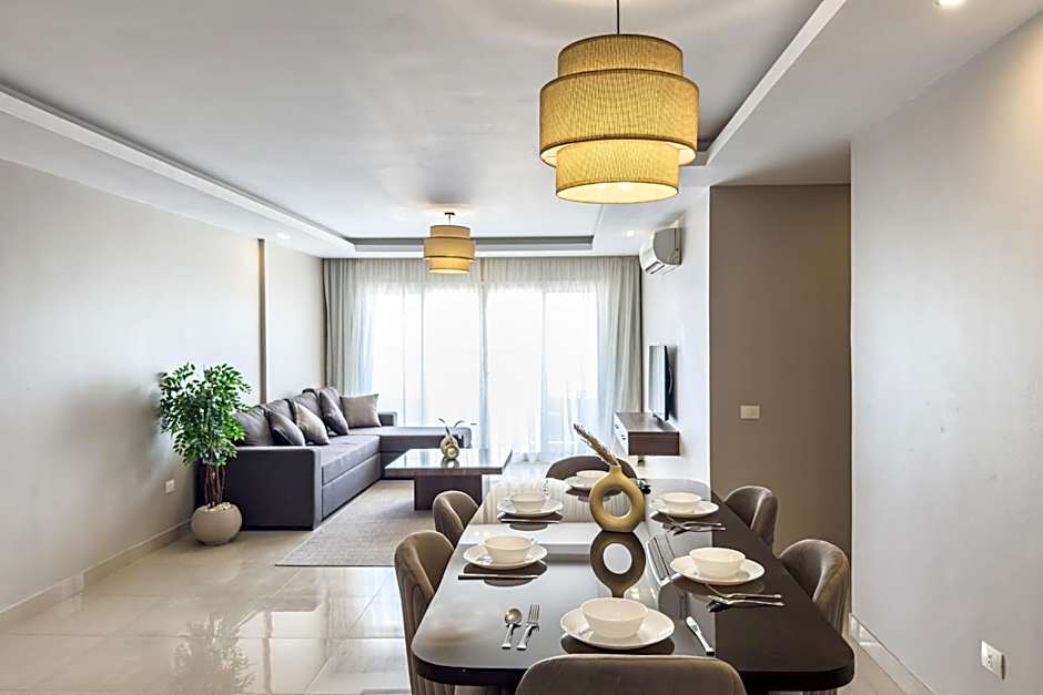 Flattering 2BDR - 5 min to Airport