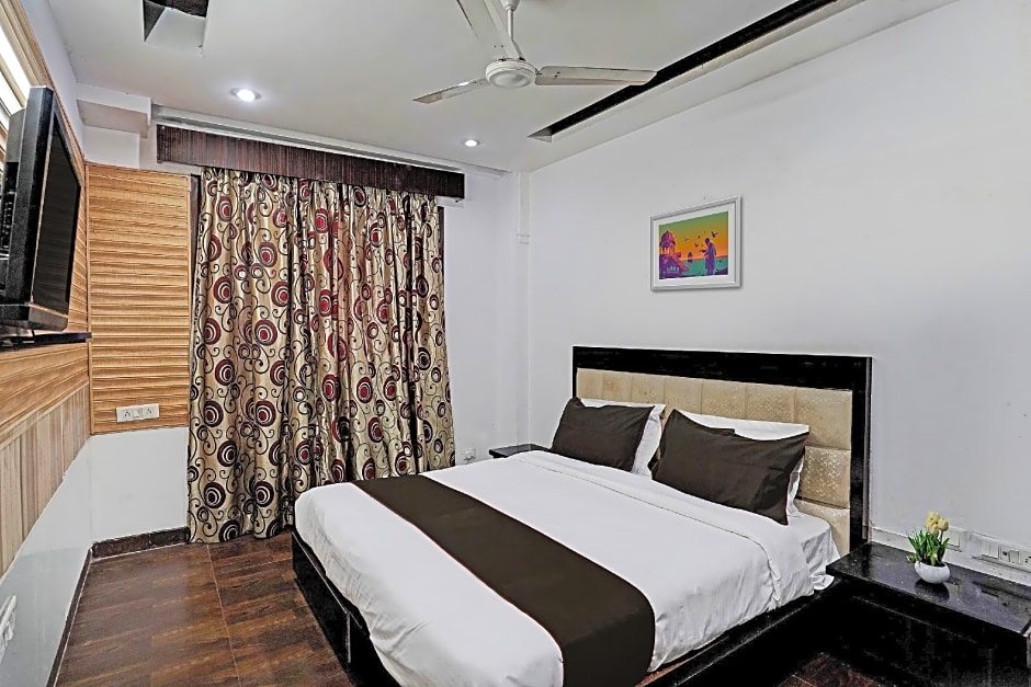 Townhouse Hotel Lotus Palace