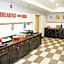 Hampton Inn & Suites Williamsport-Faxon Exit