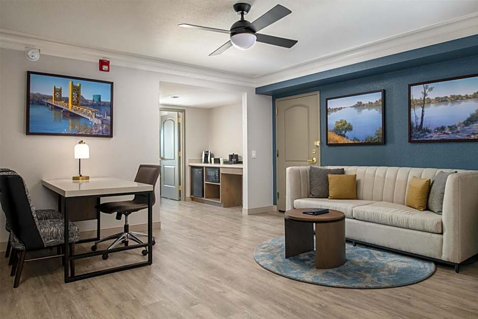 Embassy Suites By Hilton Hotel Sacramento-Riverfront Promenade
