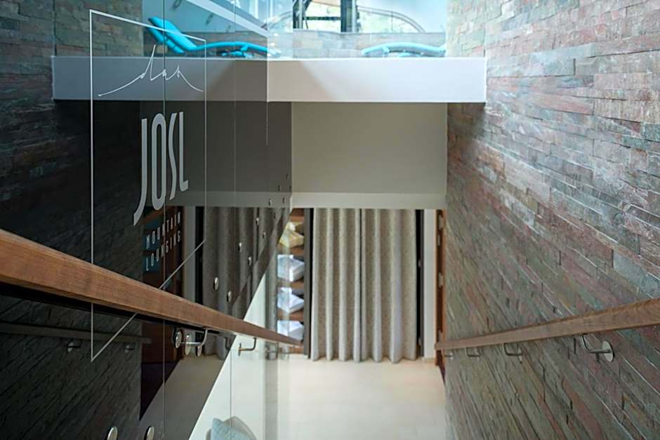 Josl Mountain Lounging Hotel - Adults only!