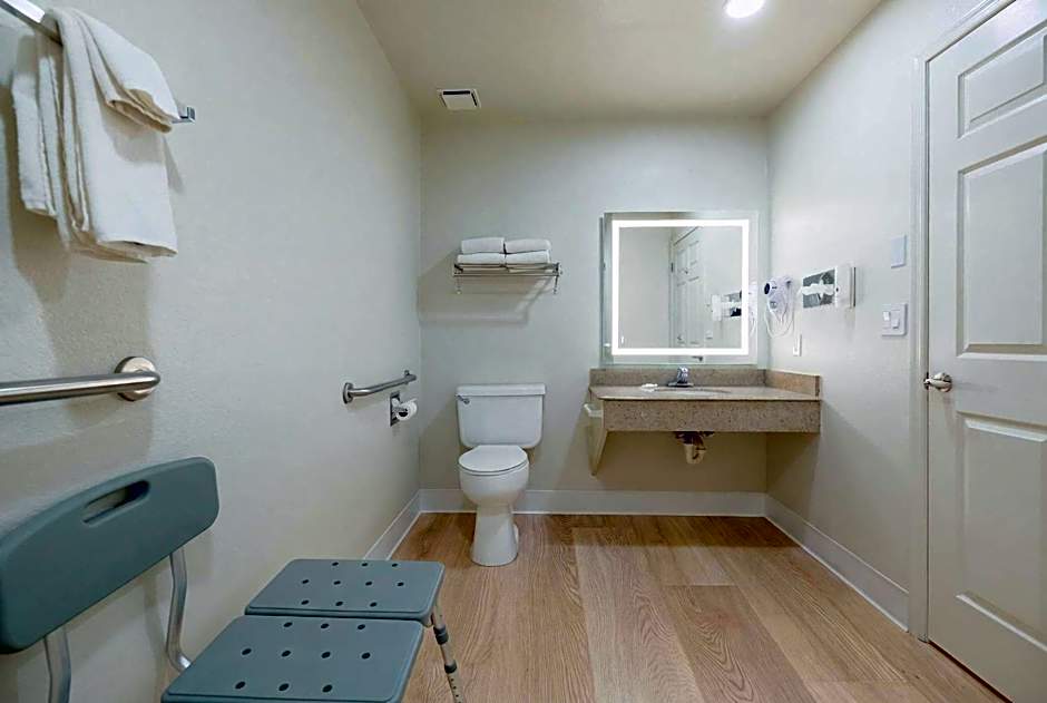 Quality Inn Holbrook near Petrified Forest