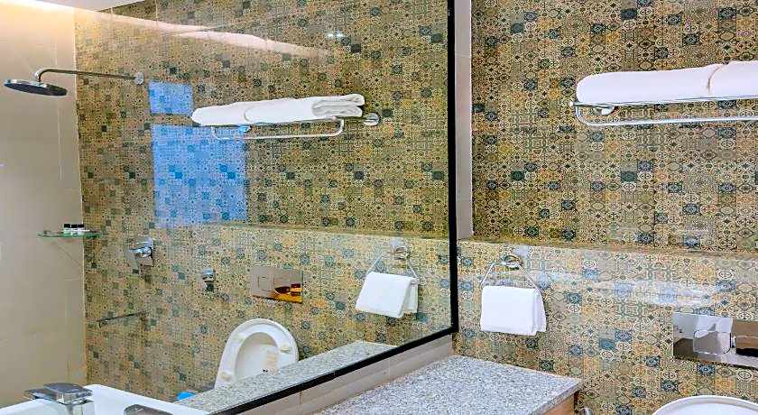 Hotel Wonder Hills @ Har ki Pauri Road Haridwar