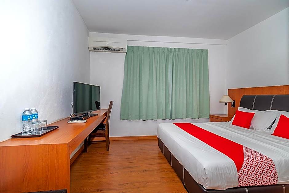 OYO 90036 Eagle Wood Garden