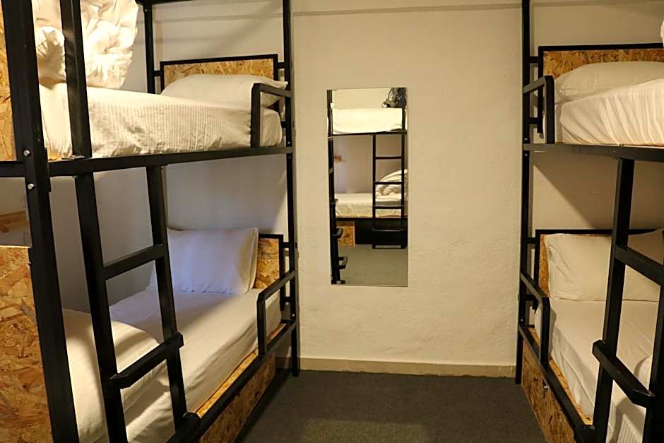 Nomads Hotel