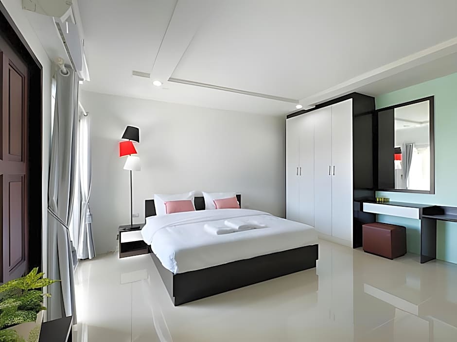 Hua Hin Irooms Hotel
