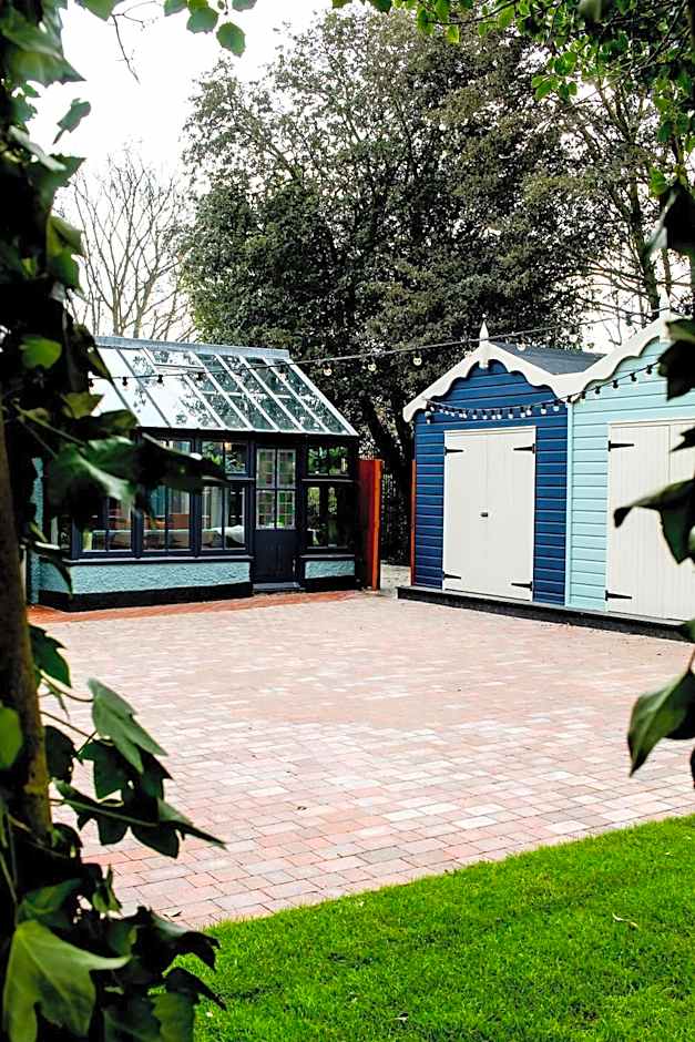 Brewhouse and Kitchen