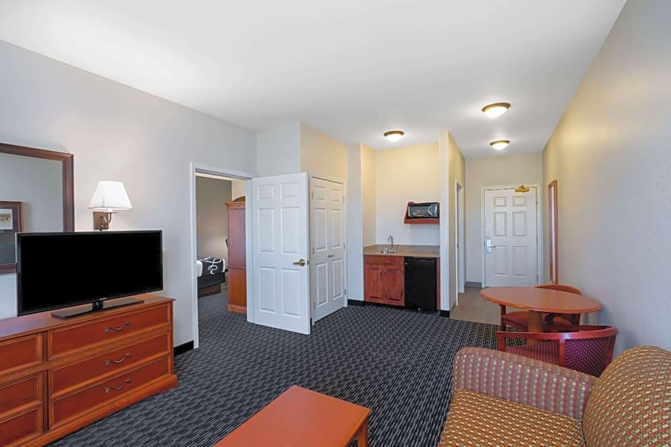 La Quinta Inn & Suites by Wyndham Rifle