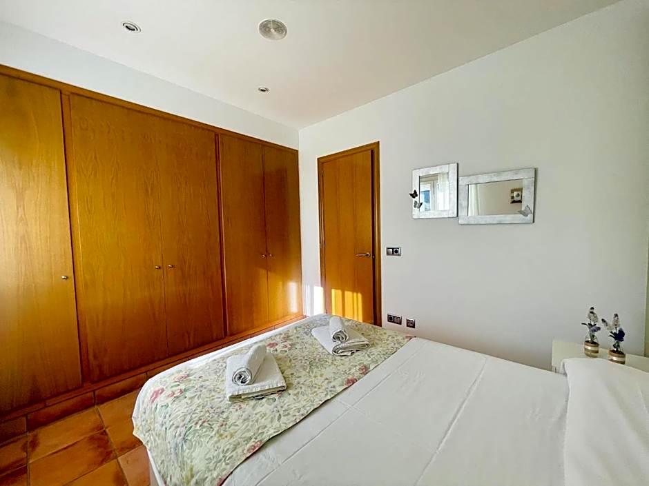 La Nova by Costabravaway