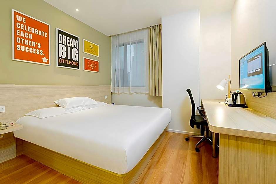 Hanting Hotel Changshu Wanda Plaza