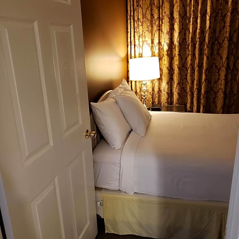 Shemron Suites Hotel